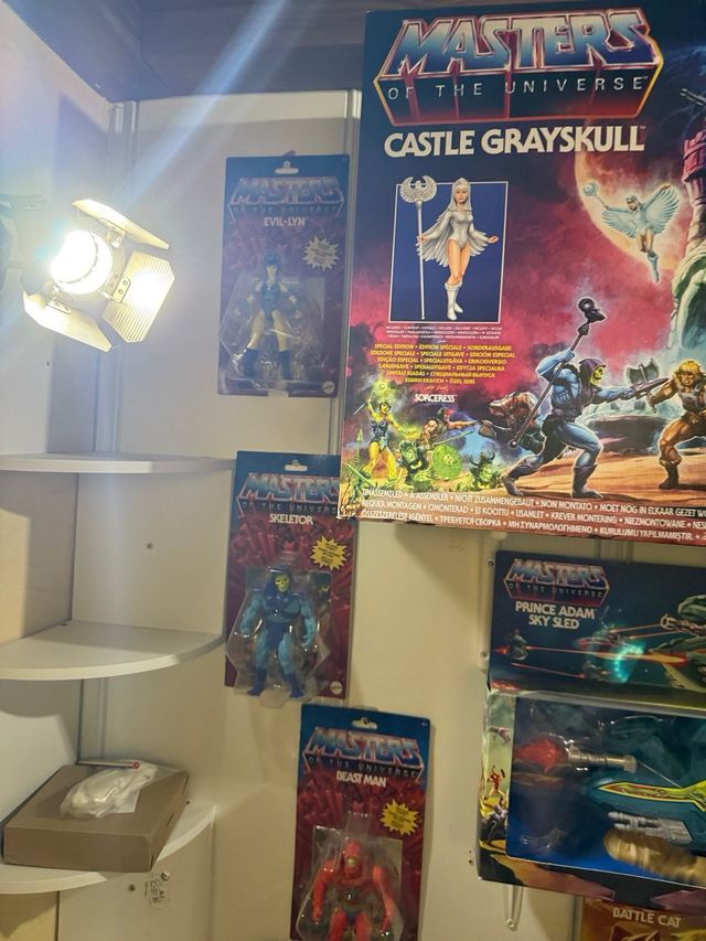 Masters del Universo - Figuras y Castillo