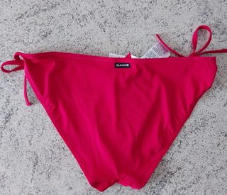 Bikini rosso taglia XL (42-14)
