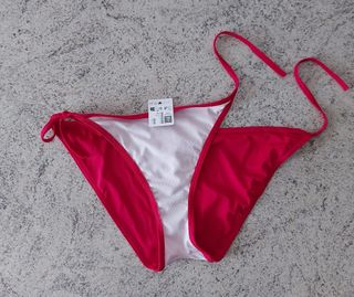 Bikini rosso taglia XL (42-14)