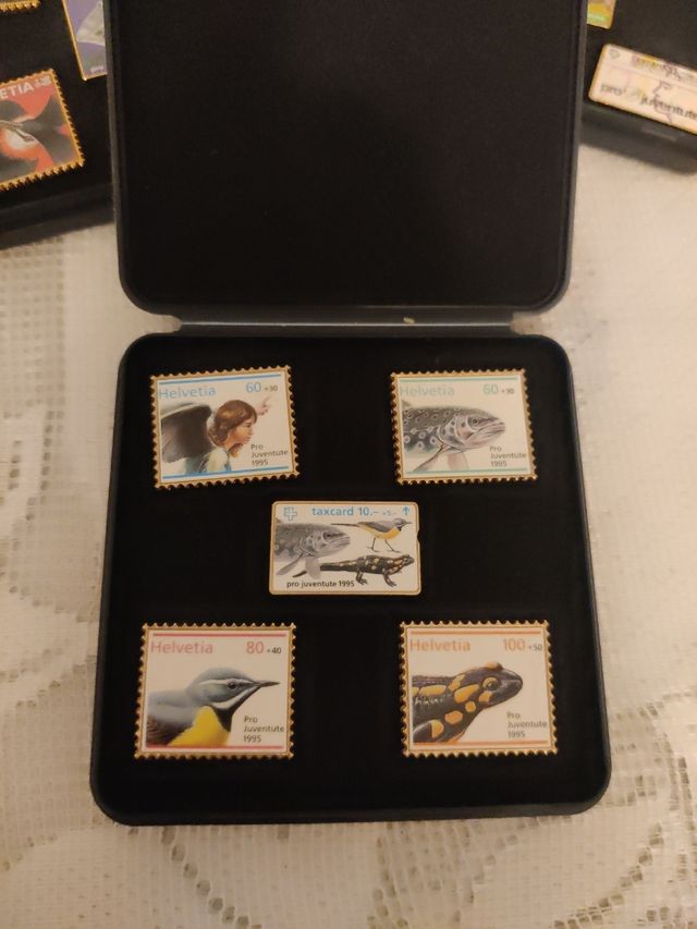 Pins anni 80 francobolli