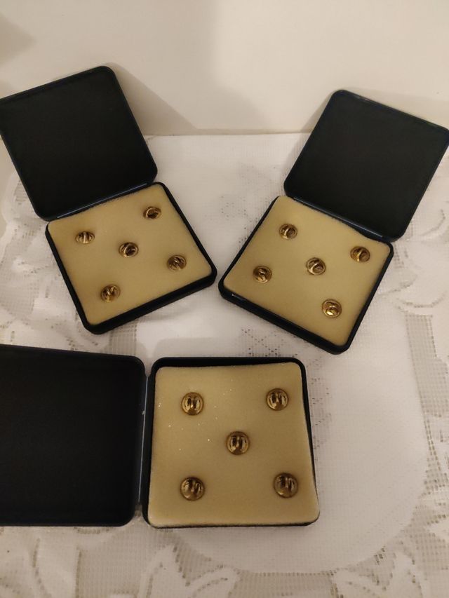 Pins anni 80 francobolli