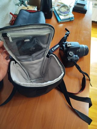 Canon EOS 4000D - cámara réflex