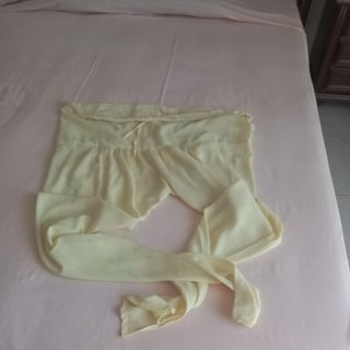 Abito pakistano giallo