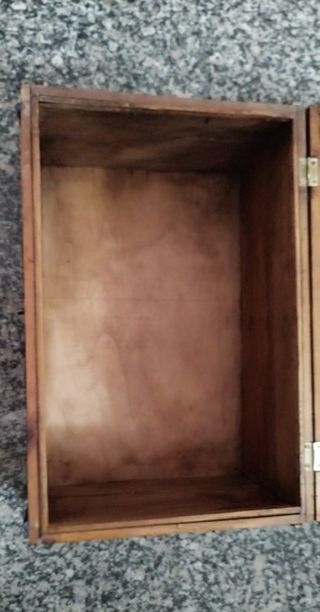 Baúl madera antiguo  59 ancho x40 alto x 40 fondo