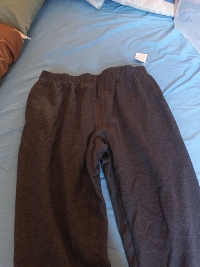 Pantalón chándal gris