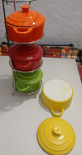 4 mini cocotte colorate + supporto