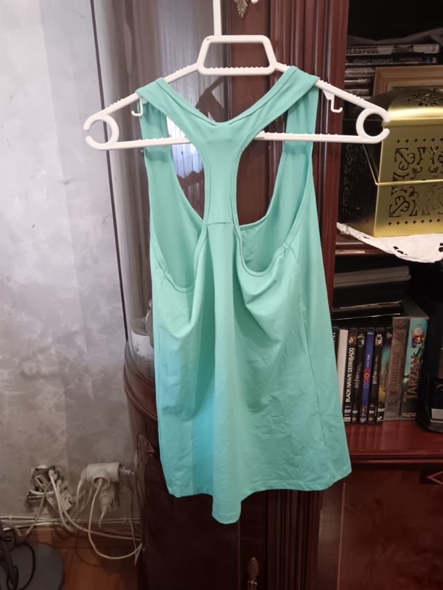 Camiseta tirantes turquesa talla S