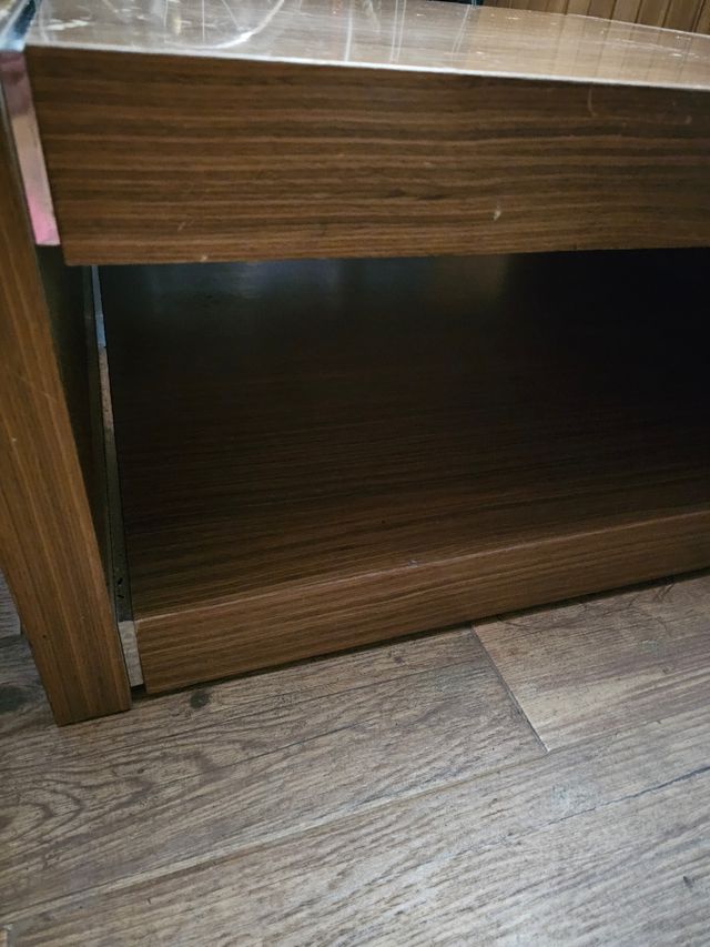 Mesa centro madera marrón de 1m×1m