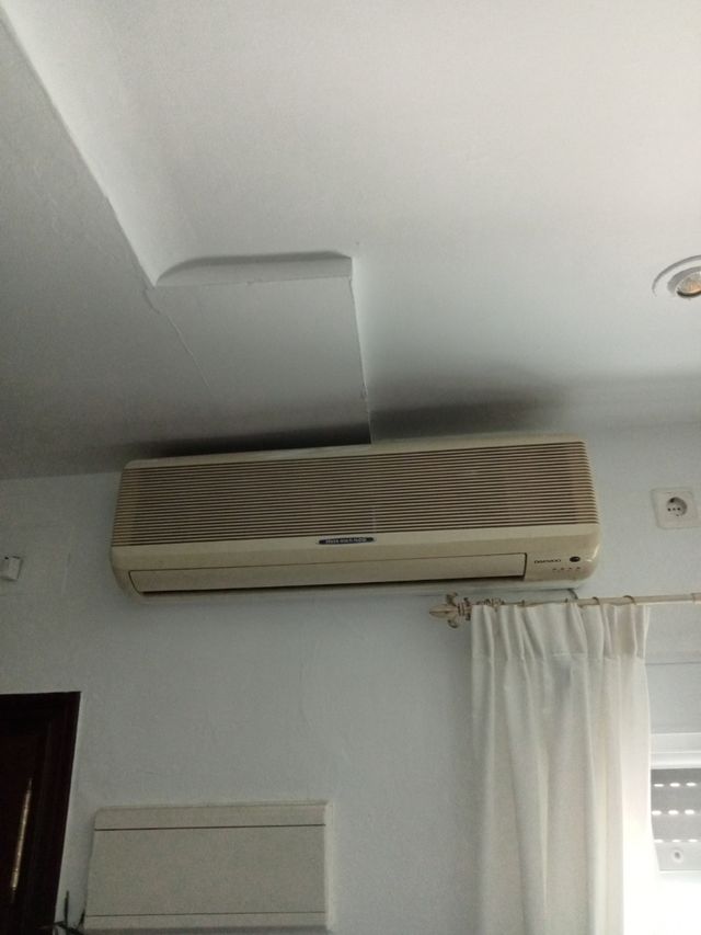 Regalo , aire acondicionado, no funciona no sé que