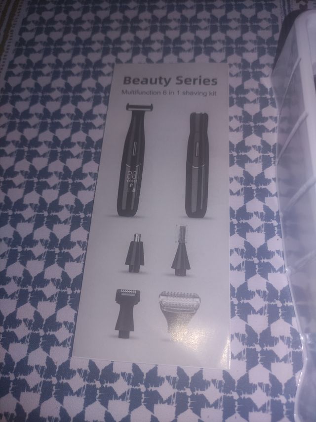 Máquina afeitar 6 en 1 - Negra