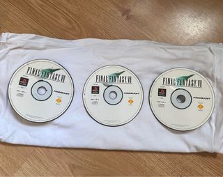 Final Fantasy VII - PS1 (3 discos)