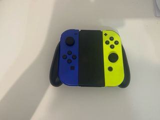 Nintendo Switch Azul-Amarilla