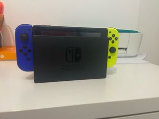 Nintendo Switch Azul-Amarilla