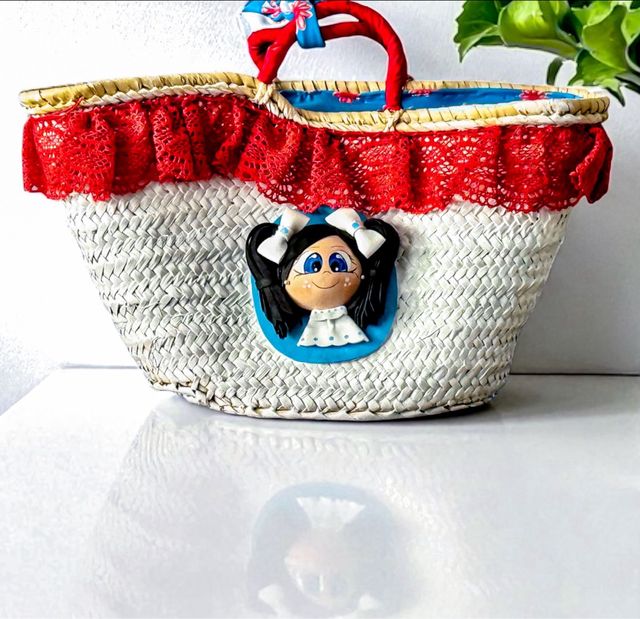 Borsa da spiaggia per bambina: cestino in vimini