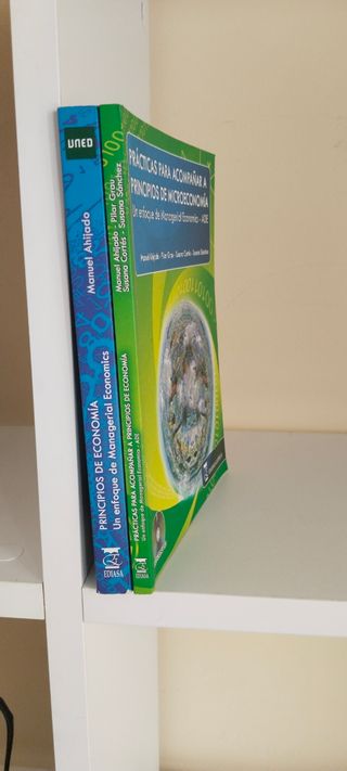 Principios de Microeconomia. UNED 
