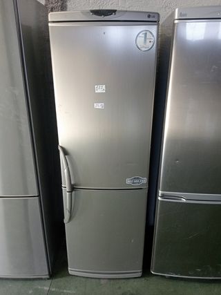 Nevera combi Bosch acero