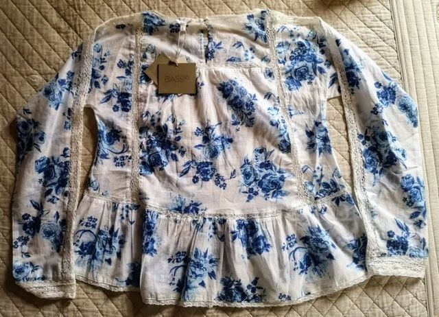 Camisa de chica talla 15-16 años a estrenar.