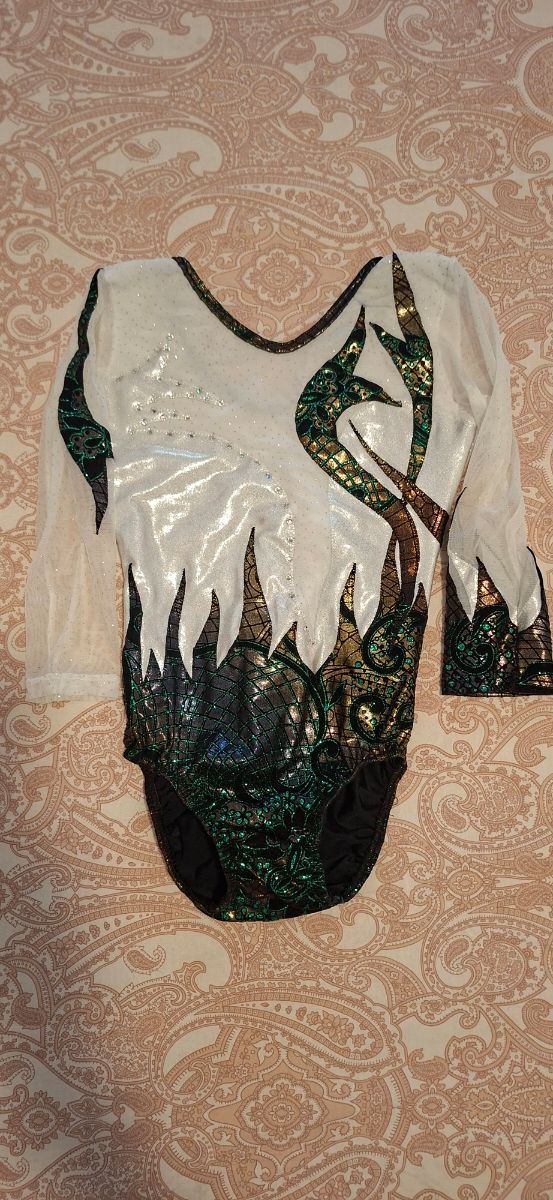 Mallots niña gimnasia Rojo y negro y blanco compet