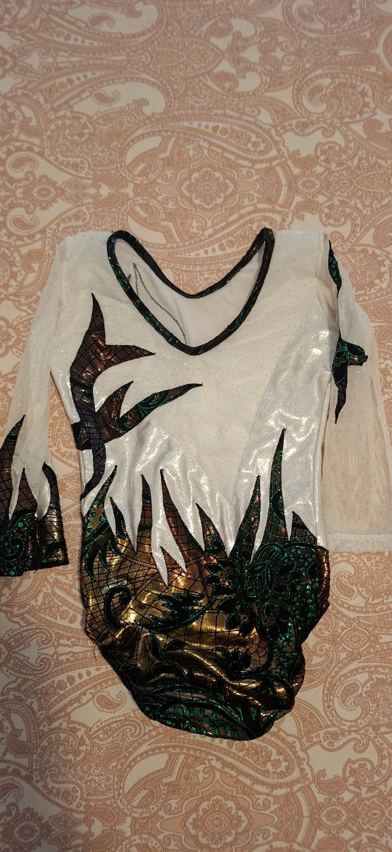 Mallots niña gimnasia Rojo y negro y blanco compet