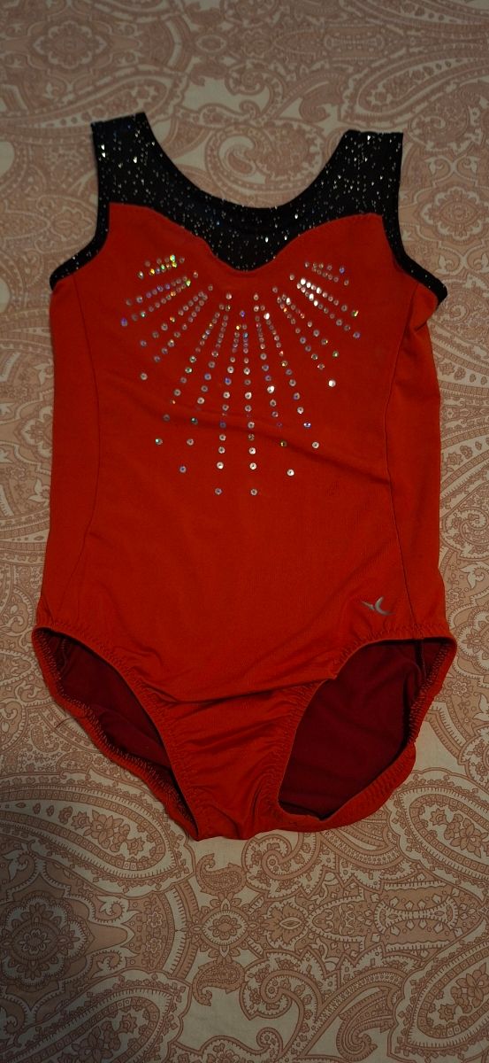Mallots niña gimnasia Rojo y negro y blanco compet