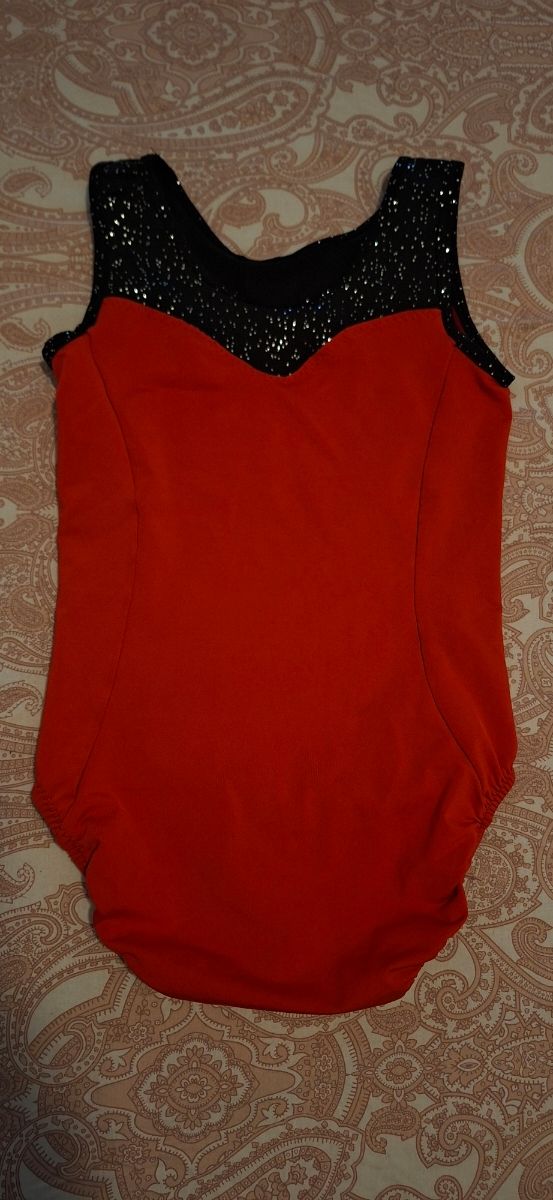 Mallots niña gimnasia Rojo y negro y blanco compet