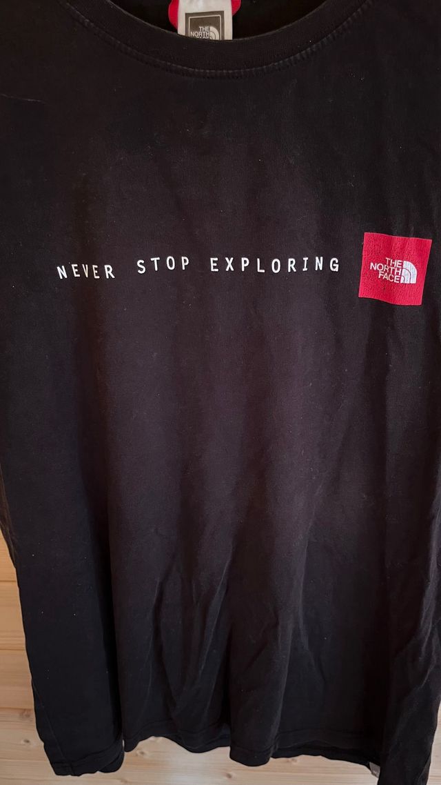 Camiseta The North Face negra - Talla S