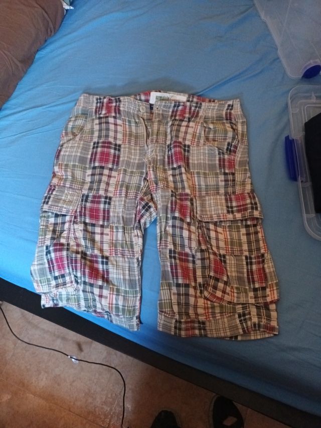 Bermudas multicolores