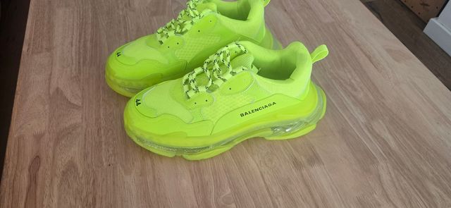 Balenciaga Triple S amarillas, talla 44