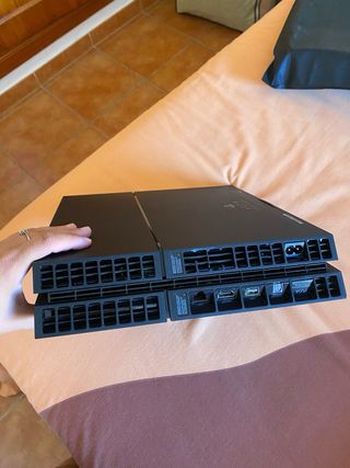 PS4 (PlayStation 4) negra recoger en mano
No ENVIO