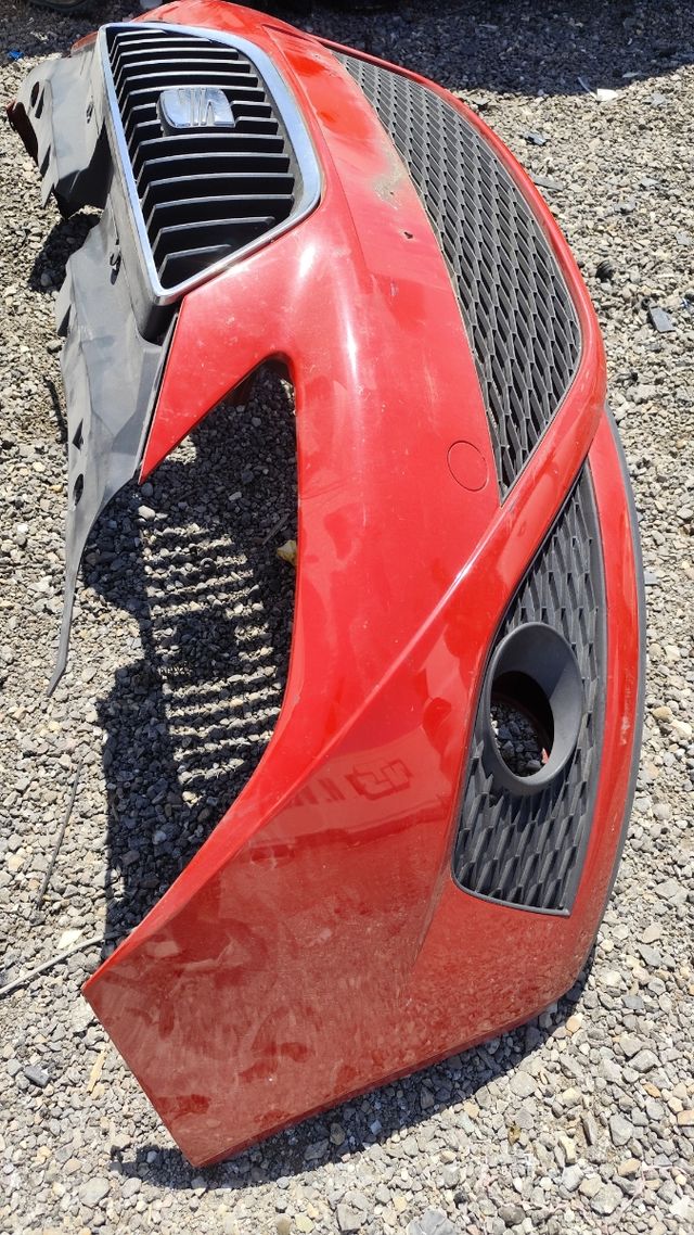 Paragolpes Seat Ibiza 6J Rojo