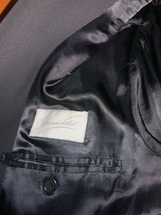 Traje gris hombre talla L
2 chlalecos y corbata 