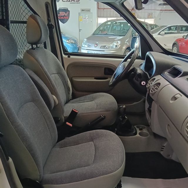 Nissan Kubistar 1.5Dci 65Cv. Con sólo 77.000 kms.