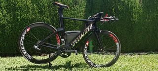 Bicicleta Triatlón Specialized (casco Aero carmac)