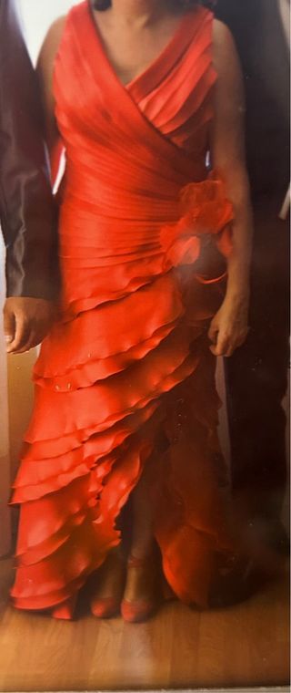 Vestido rojo madrina eventos
