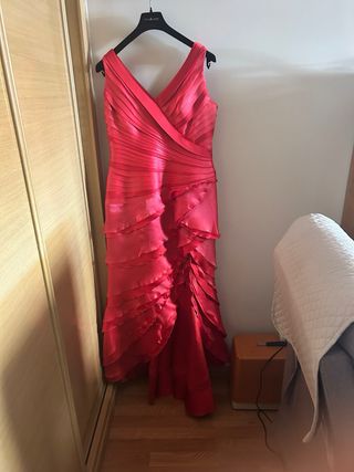 Vestido rojo madrina eventos