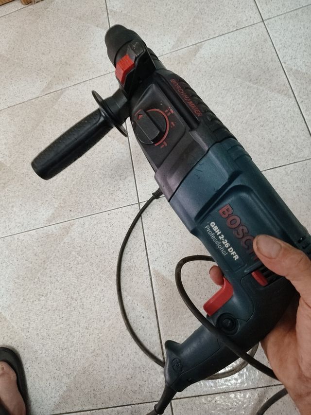 Martillo Bosch GBH 2-26 DFR