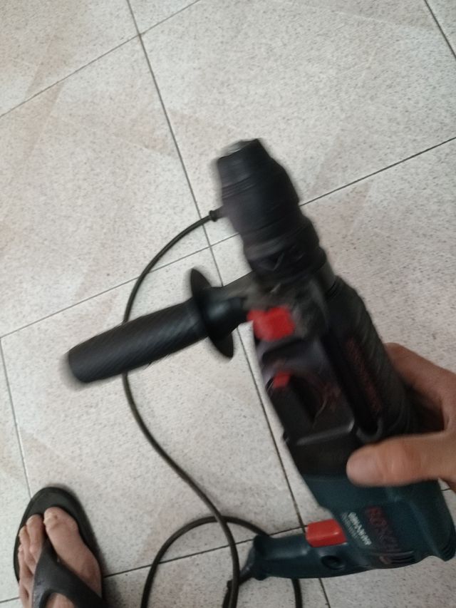 Martillo Bosch GBH 2-26 DFR