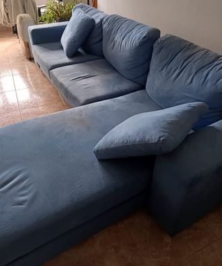 Sofá chaise longue azul