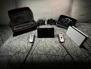 Nintendo Switch OLED bianco: impeccabile