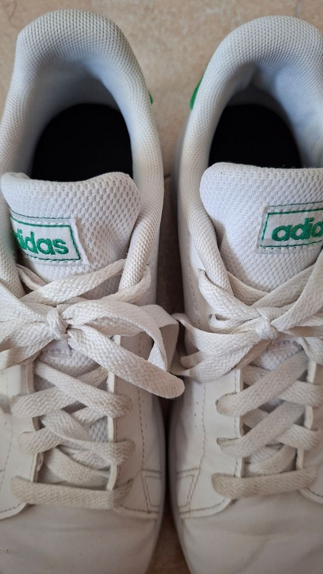 Zapatillas Adidas blancas Niño/niña talla 35