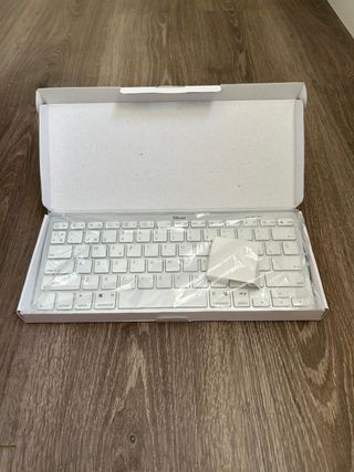 Wireless Bluetooth keyboard