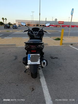 Honda PCX 125 - Moto Scooter