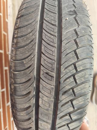 Rueda repuesto Michelin 195/65 R15 sin usó