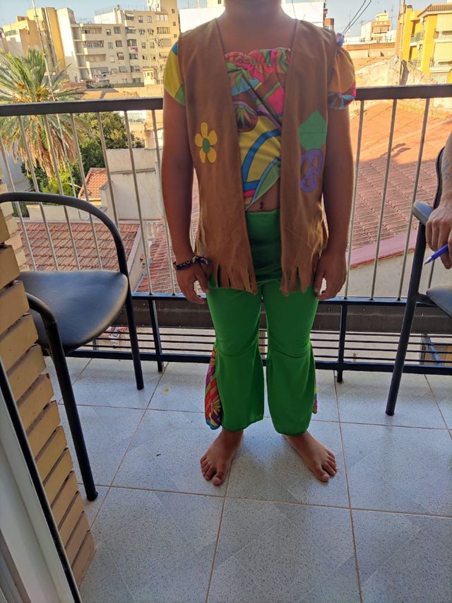 Disfraz Hippie Niña/o 7-9  años