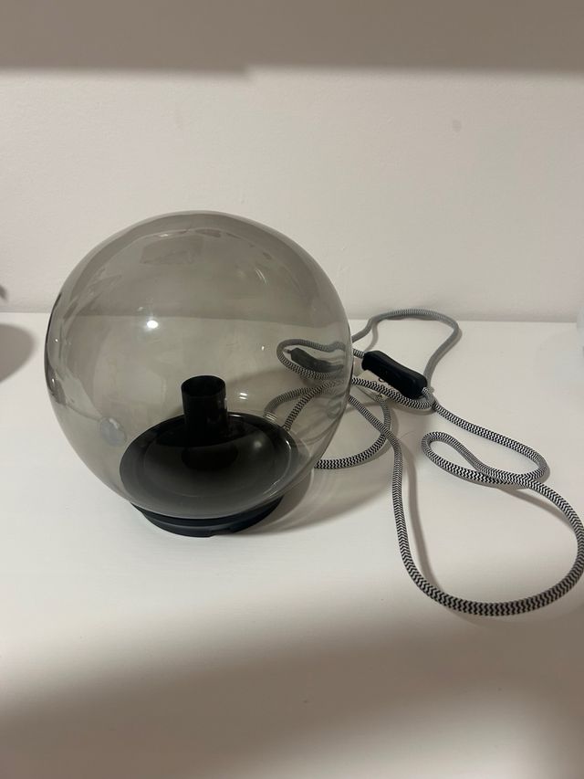 Lampara sobremesa cristal Ikea