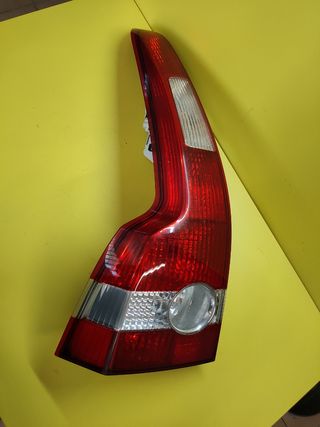 PILOTO TRASERO IZQUIERDO VOLVO V50 SW