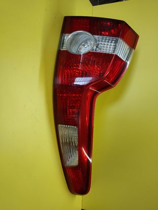 PILOTO TRASERO IZQUIERDO VOLVO V50 SW