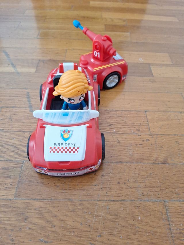 Juguete Pin y Pon action bomberos