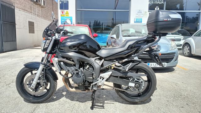 YAMAHA FZ6 2005