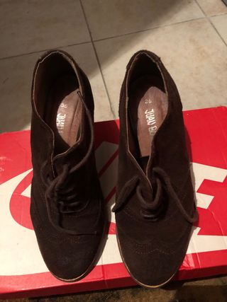 Zapatos tacón marrón - talla 36